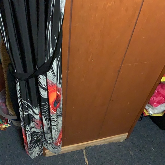 Maxi   Thin strap dress with peacock design  never worn - Picture 3 of 6